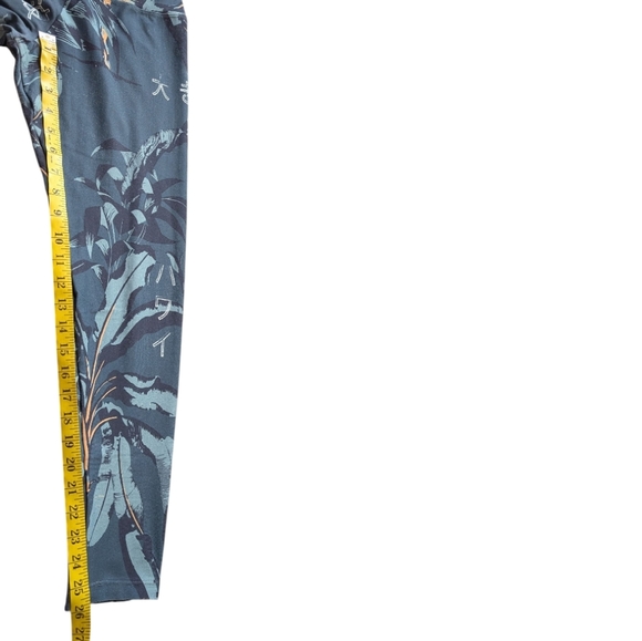 Liquido Freedom Leggings Yoga Active Run Women's Med Dark Green Palm Tree Print - Picture 2 of 13